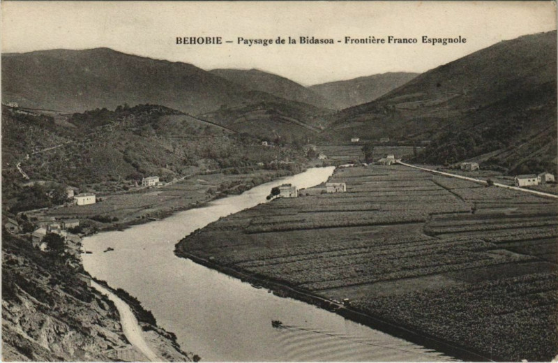 Carte postale ancienne Behobie Paysage de la Bidasoa France