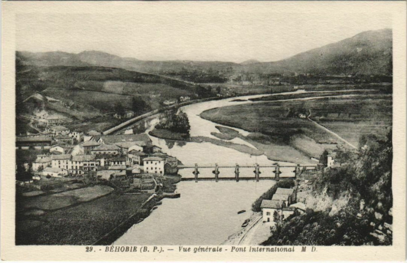 Carte postale ancienne Behobie Vue Generale France