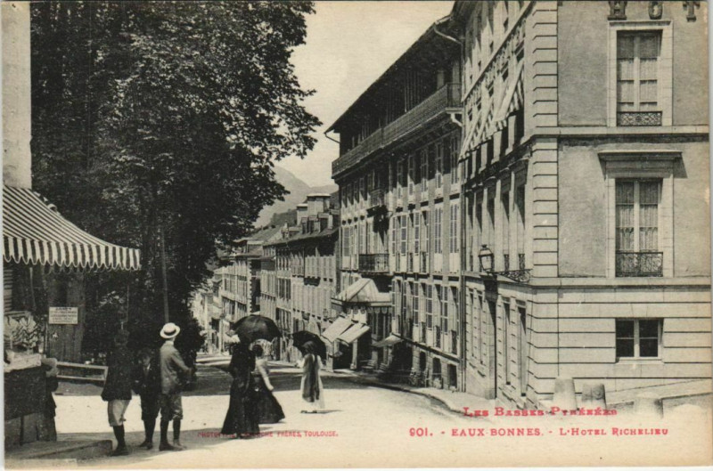 Carte postale ancienne Eaux-Bonnes L'Hotel Richelieu France à Eaux-Bonnes