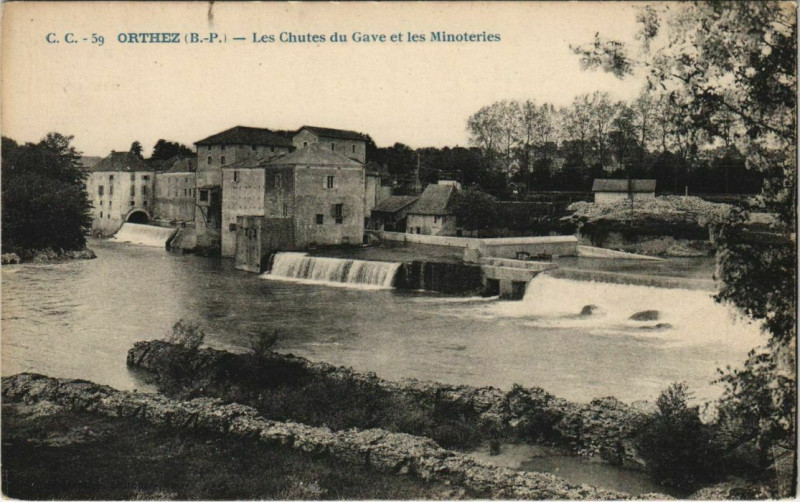 Carte postale ancienne Orthez Les Chutes du Gave France à Orthez
