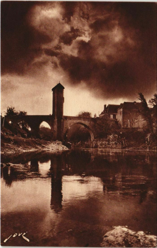 Carte postale ancienne Orthez Le Vieux Pont s le Gave France à Orthez