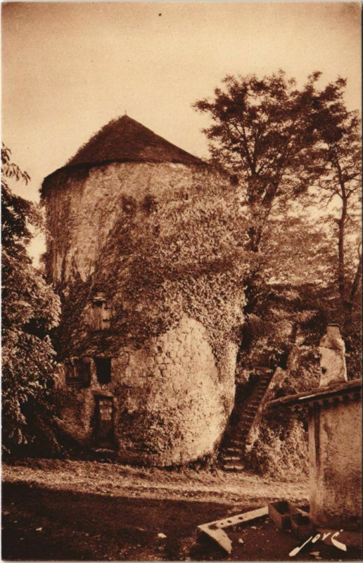 Carte postale ancienne Orthez Tour de defense de la ville France à Orthez
