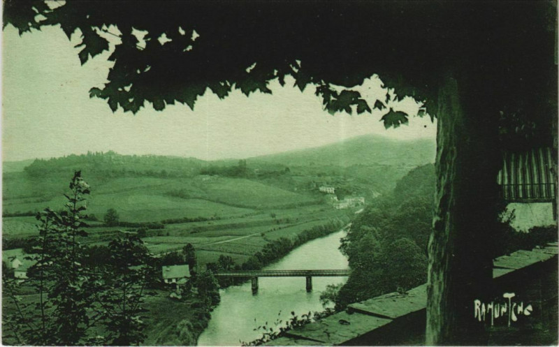 Carte postale ancienne Cambo les Bains Vallee de la Nive France à Cambo-les-Bains