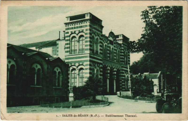 Carte postale ancienne Salies de Bearn Etablissement Thermal France
