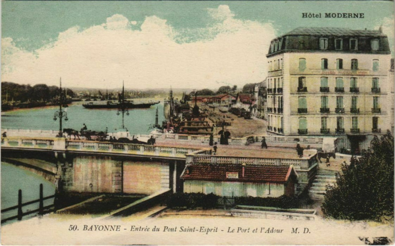 Carte postale ancienne Bayonne Entree du Pont Saint-Esprit France à Bayonne
