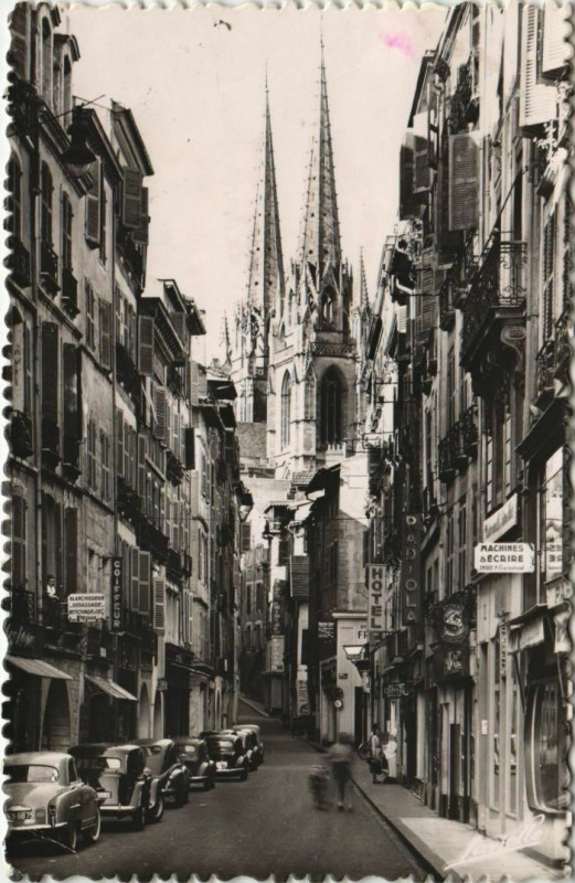 Carte postale ancienne Bayonne Arceaux Port Neuf France à Bayonne