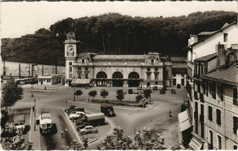 Carte postale ancienne Bayonne La Gare France à Bayonne