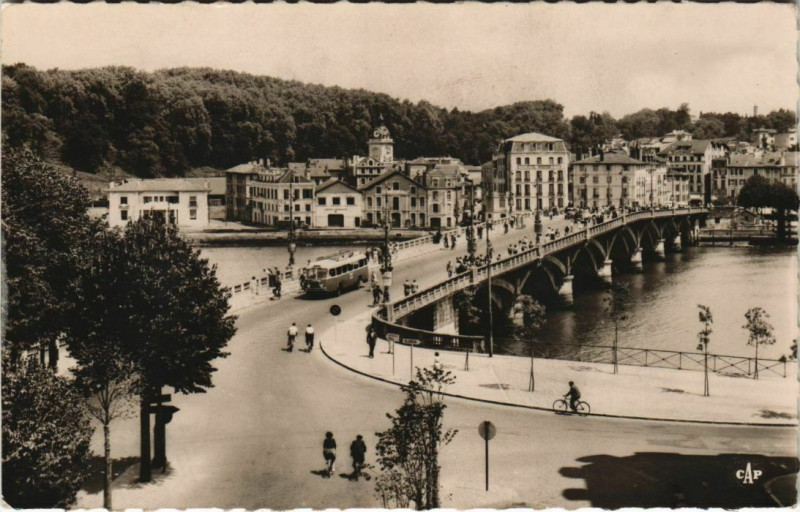Carte postale ancienne Bayonne Le Pont Saint-Esprit France à Bayonne