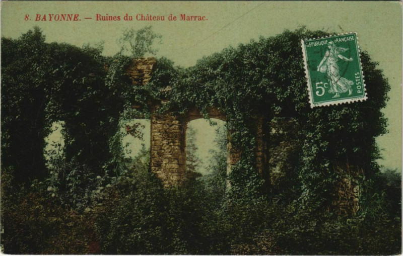 Carte postale ancienne Bayonne Ruines du Chateau de Marrac France à Bayonne
