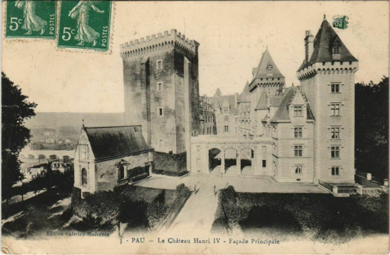 Carte postale ancienne Pau Le Chateau Henri Iv France à Pau