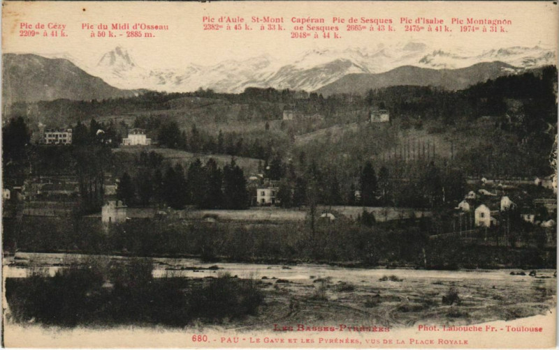 Carte postale ancienne Pau Le Gave et les Pyrenees France à Pau