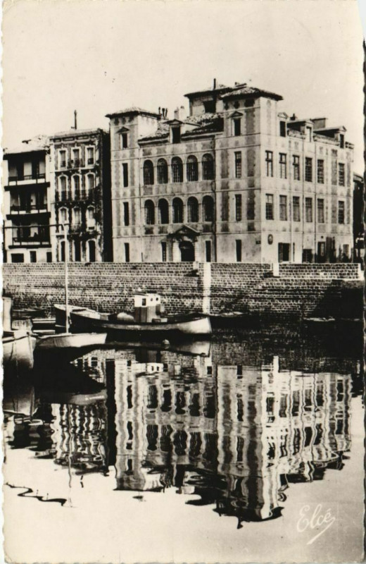 Carte postale ancienne St.Jean de Luz La Maison de l'Infante France