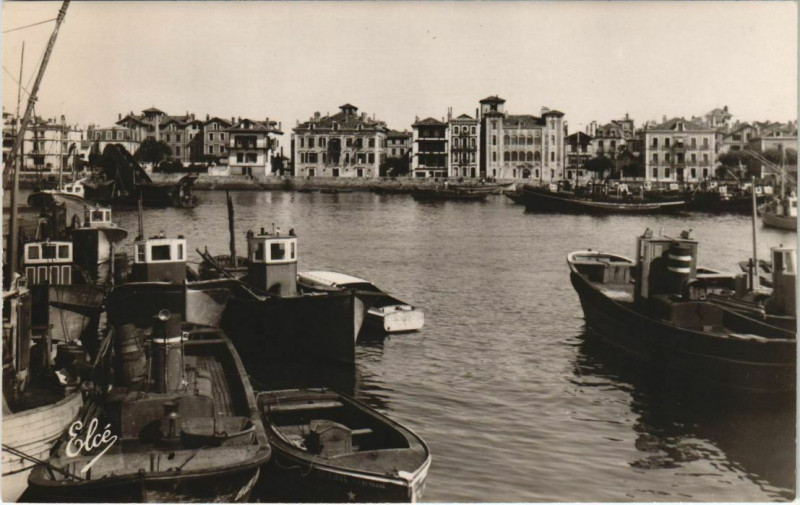 Carte postale ancienne St.Jean de Luz La Maison de l'Infante France