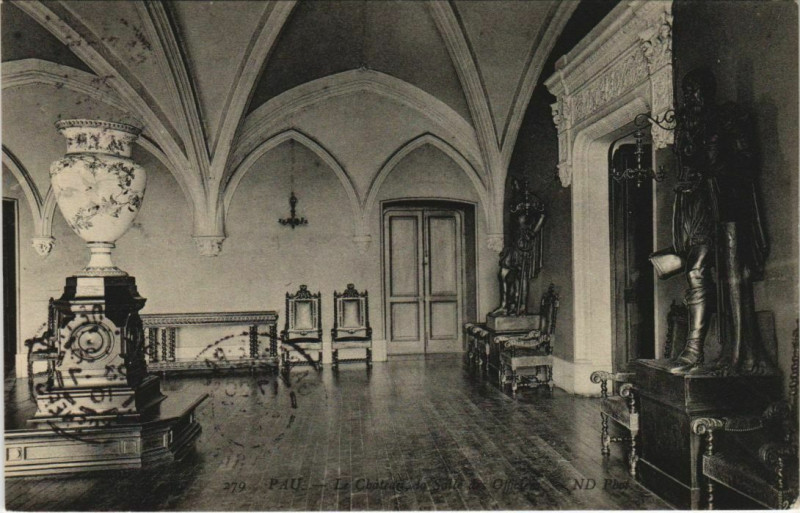 Carte postale ancienne Pau Le Chateau France à Pau