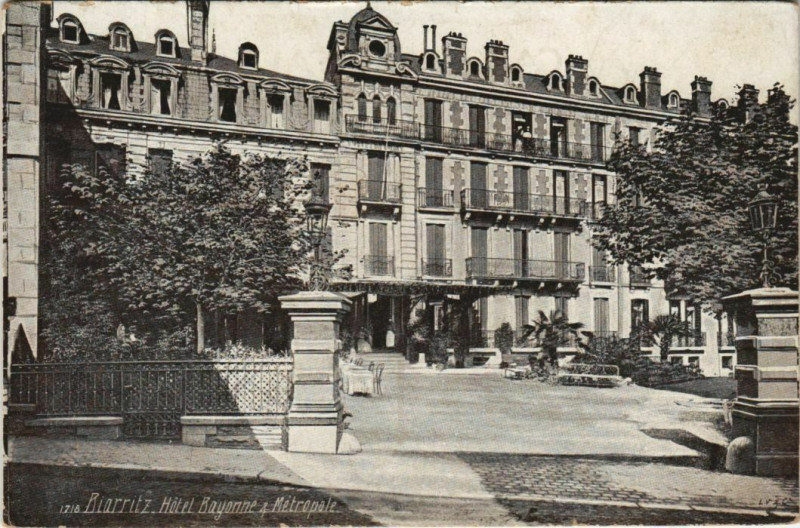Carte postale ancienne Biarritz Hotel Bayonne et Metropole France à Bayonne