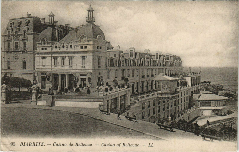 Carte postale ancienne Biarritz Casino de Bellevue à Biarritz