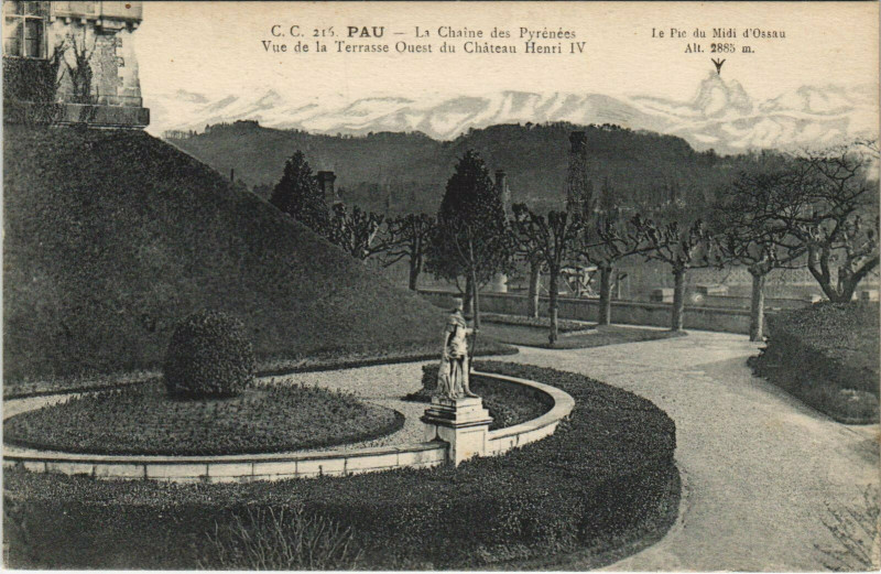 Carte postale ancienne Pau La Chaine des Pyrenees à Pau