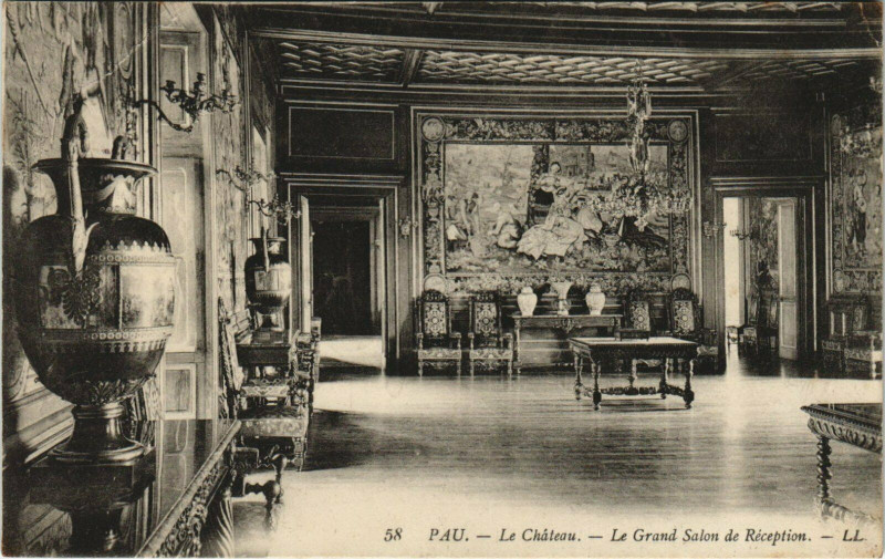 Carte postale ancienne Pau Le Chateau - Le Grand Salon de Reception à Pau