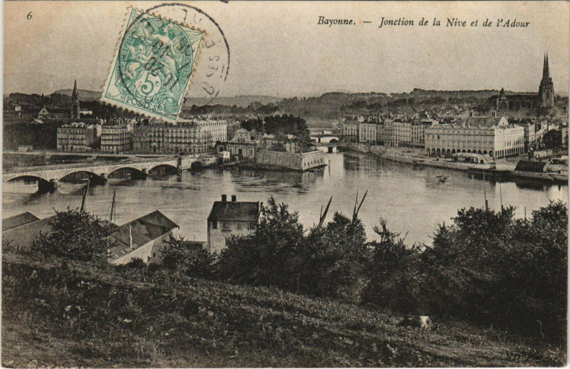 Carte postale ancienne Bayonne Jonction de la Nive et de l'Adour à Bayonne