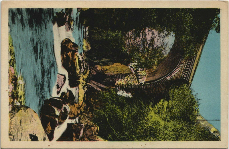 Carte postale ancienne Environs de Laruns - Gorges de l'Hourat - Le Pont d'Enfer à Laruns