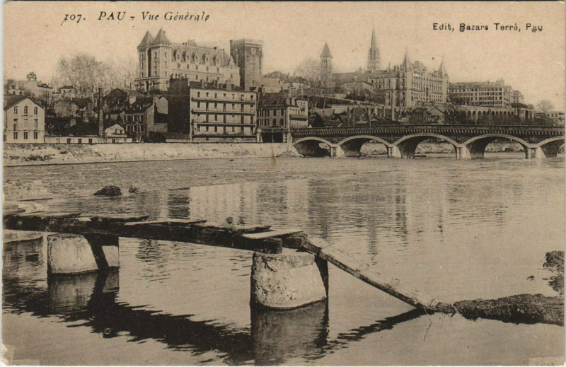 Carte postale ancienne Pau Vue Generale à Pau