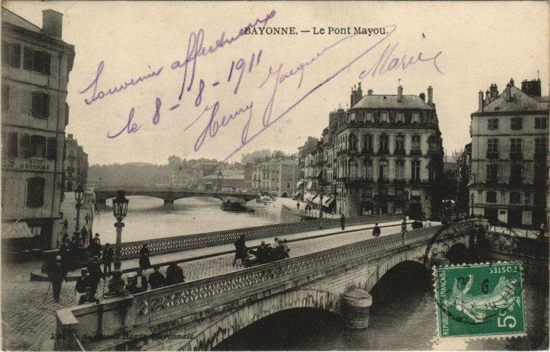 Carte postale ancienne Bayonne Le Pont Mayou à Bayonne