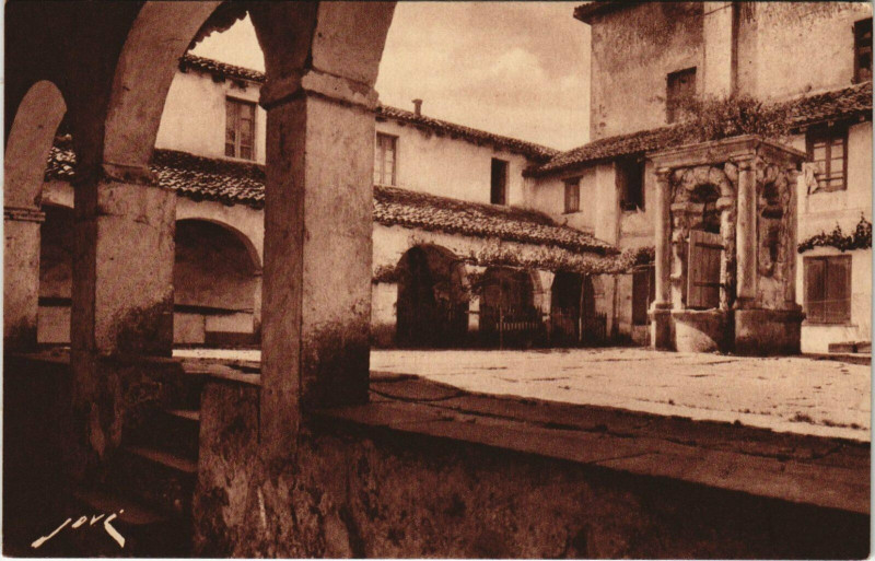 Carte postale ancienne Saint-Jean-de-Luz Ciboure - Le Cloitre de l'Ancien Couvent à Ciboure