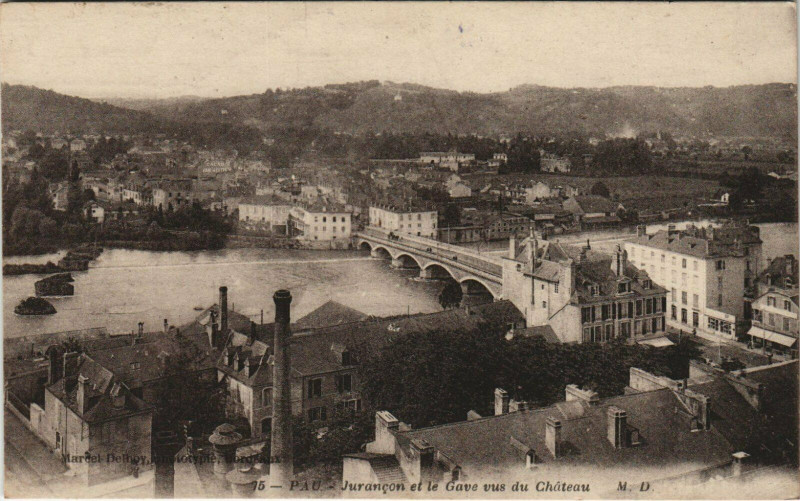 Carte postale ancienne Pau Jurancon et le Gave vus du Chateau à Pau