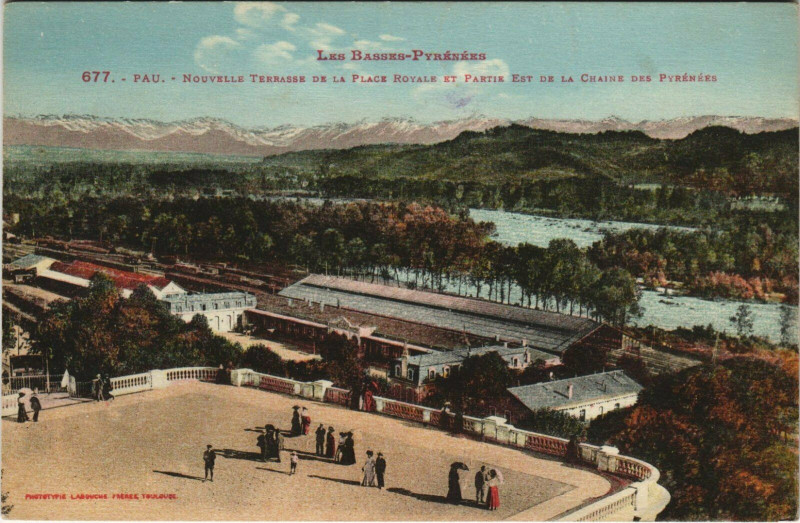 Carte postale ancienne Pau Nouvelle Terrasse de la Place Royale à Pau