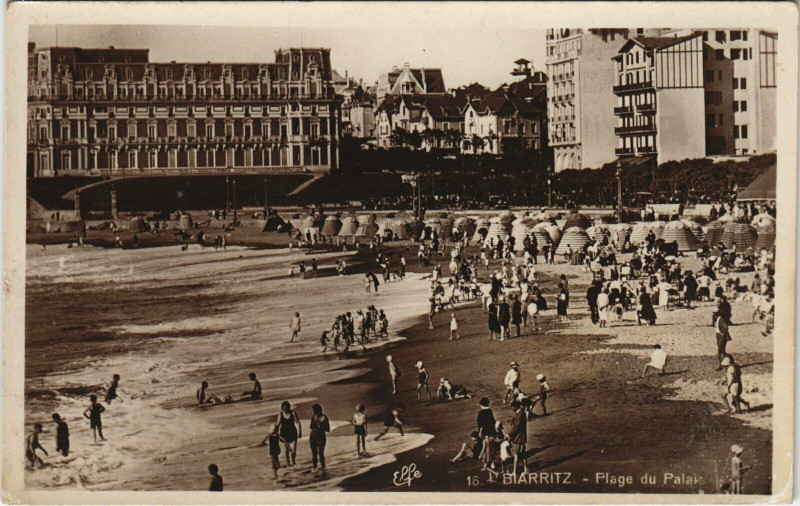 Carte postale ancienne Biarritz Plage du Palais à Biarritz
