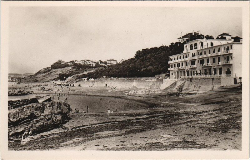 Carte postale ancienne Guethary La Plage et le Casino