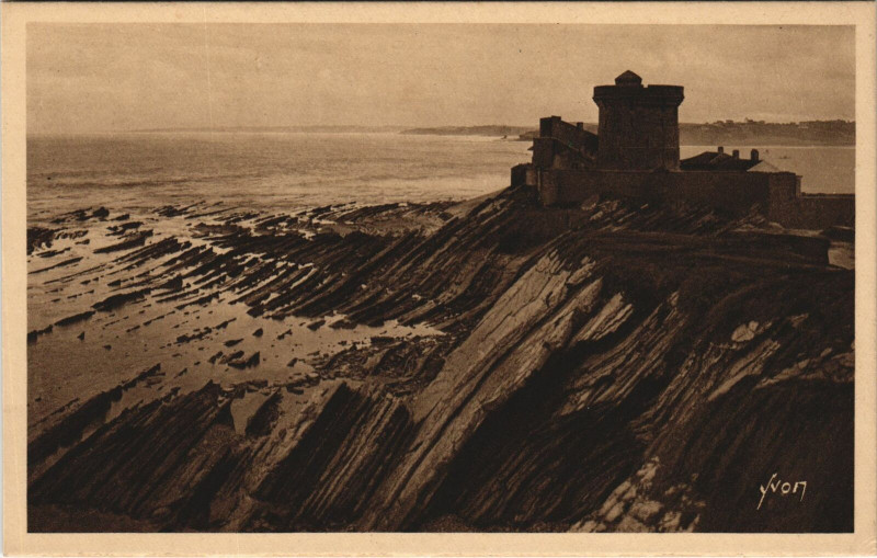 Carte postale ancienne Saint-Jean-de-Luz Le Fort de Socoa à Saint-Jean-de-Luz