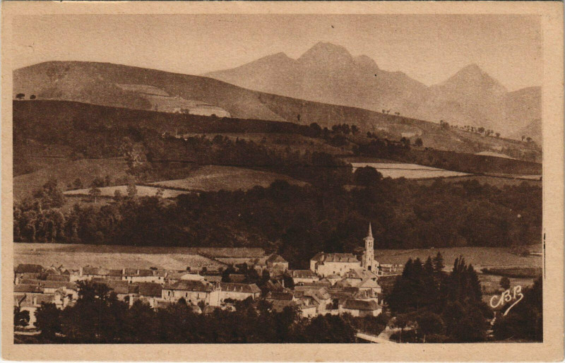 Carte postale ancienne Aramits Vue Generale à Aramits