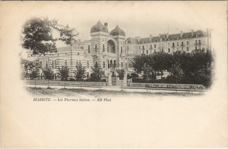Carte postale ancienne Biarritz Les Thermes Salins à Biarritz