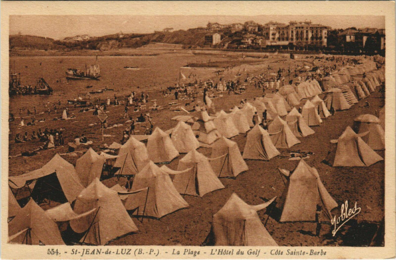 Carte postale ancienne Saint-Jean-de-Luz La Plage - L'Hotel du Golf - Cote Sainte-Barbe à Saint-Jean-de-Luz
