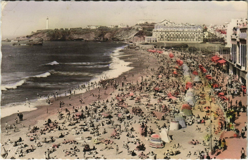 Carte postale ancienne Biarritz La Grande Plage à Biarritz