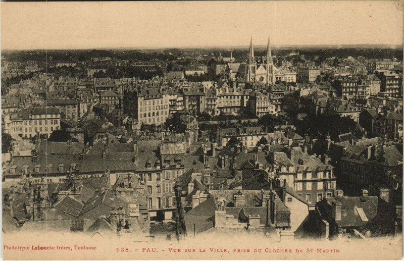 Carte postale ancienne Pau Vue sur la Ville prise du Clocher de Saint-Martin à Pau