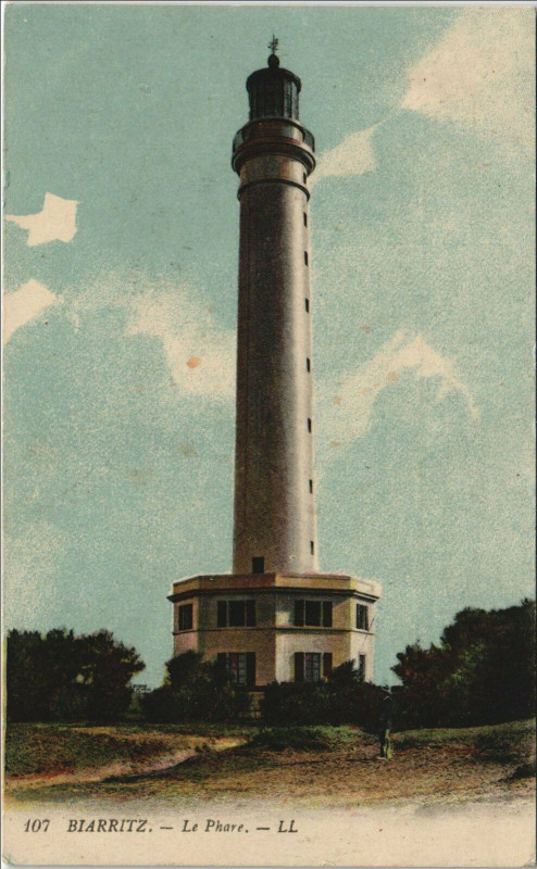 Carte postale ancienne Biarritz Le Phare à Biarritz