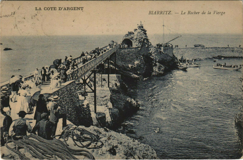 Carte postale ancienne Biarritz Le Rocher de la Vierge à Biarritz