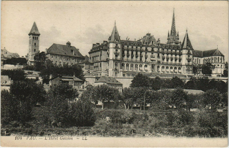 Carte postale ancienne Pau L'Hotel Gassion à Pau