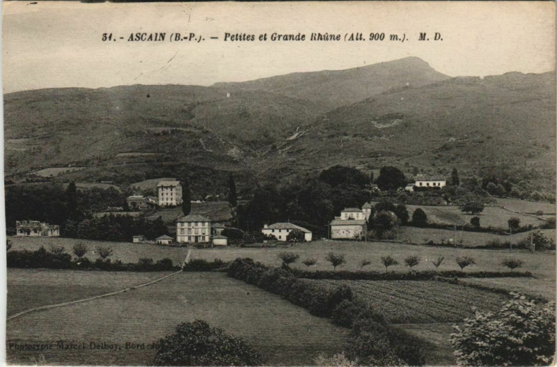 Carte postale ancienne Ascain Petites et Grande Rhune France à Ascain