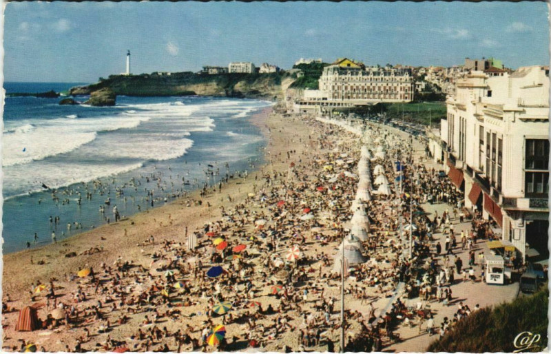 Carte postale ancienne Biarritz La Plage France à Biarritz
