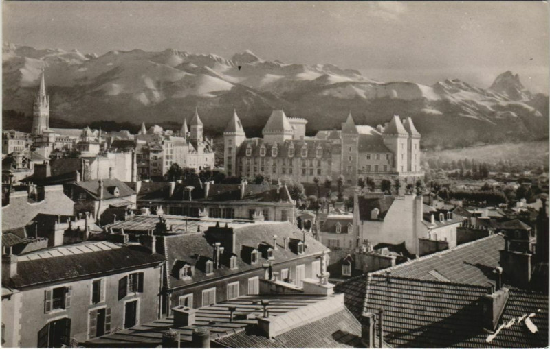 Carte postale ancienne Pau Le Chateau France à Pau