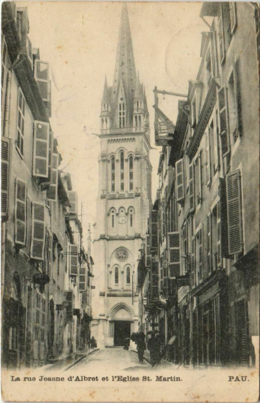 Carte postale ancienne Pau La rue Jeanne d'Albret et l'Eglise St.Martin France à Pau