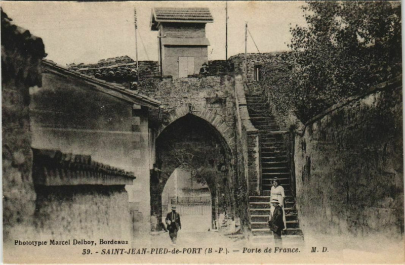 Carte postale ancienne St.Jean Pied de Port Porte de France France