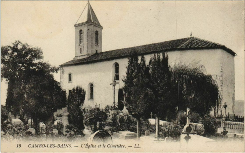 Carte postale ancienne Cambo les Bains L'Eglise et le Cimetiere France à Cambo-les-Bains