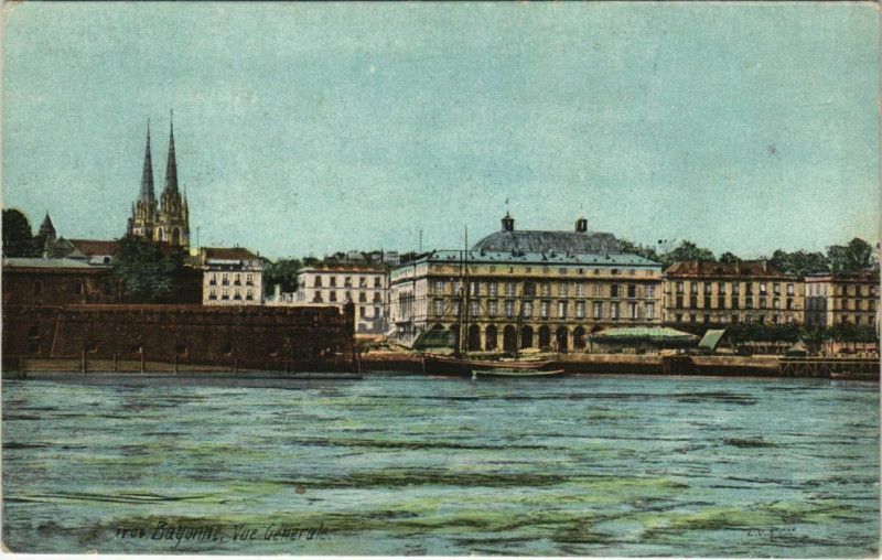 Carte postale ancienne Bayonne Vue Generale France à Bayonne