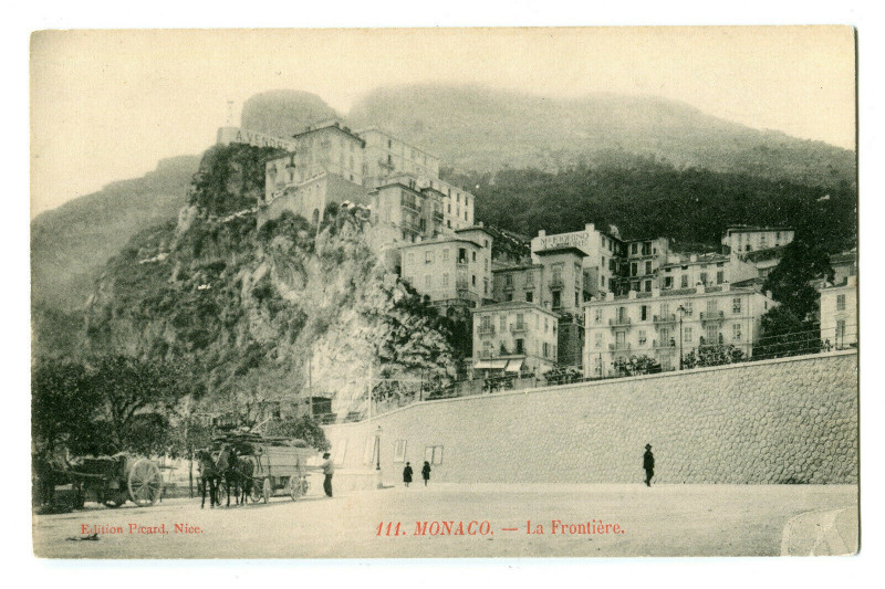 Carte postale ancienne 06 Alpes-maritimes monaco the border lively