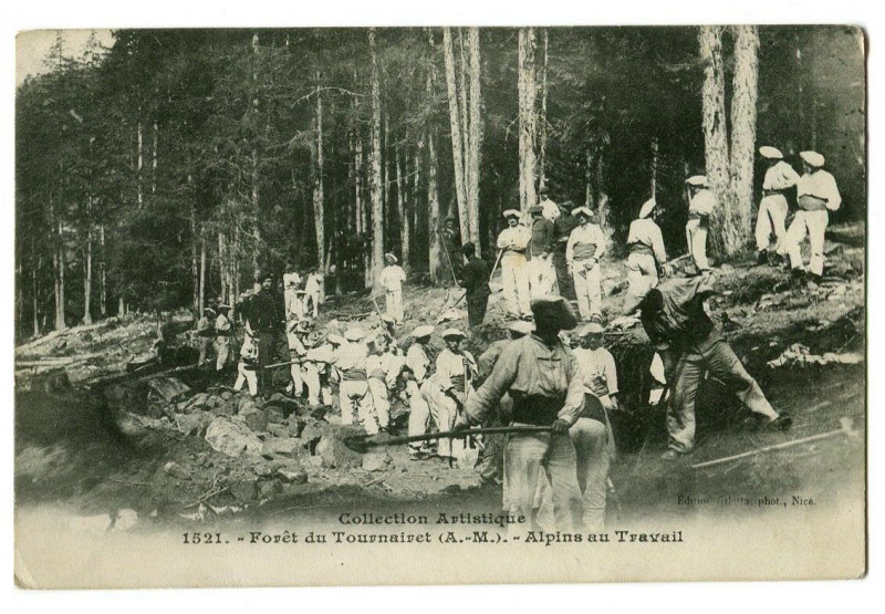 Carte postale ancienne 06 Alpes-maritimes forest alpine tournairet at work animated