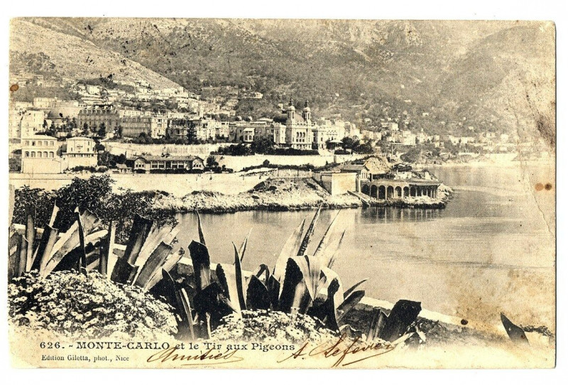 Carte postale ancienne 06 Alpes-maritimes monaco mounted-Carlo and the tir aux pigeons